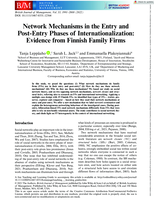 Network Mechanisms in the Entry and Post-Entry Phases of Internationalization: Evidence from Finnish Family Firms