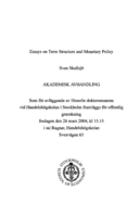 Essays on term structure and monetary policy
