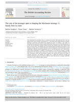 The role of the strategic apex in shaping the disclosure strategy: A family firm in crisis